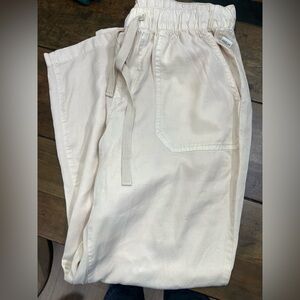 Magellan outdoors women’s joggers new without tag